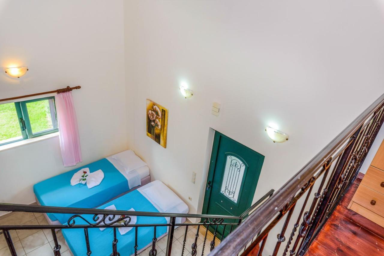 Athousakis Village Galaria Bagian luar foto